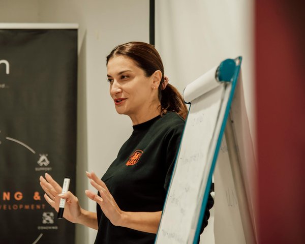 Idées enchantées pour intégrer une grande roue déco à vos événements