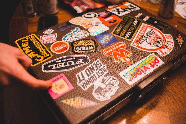Créez des autocollants uniques avec un sticker personnalisé